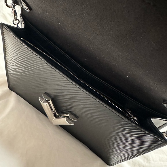 Louis Vuitton Brand New PM Twist Black and Silver - Picture 2 of 6